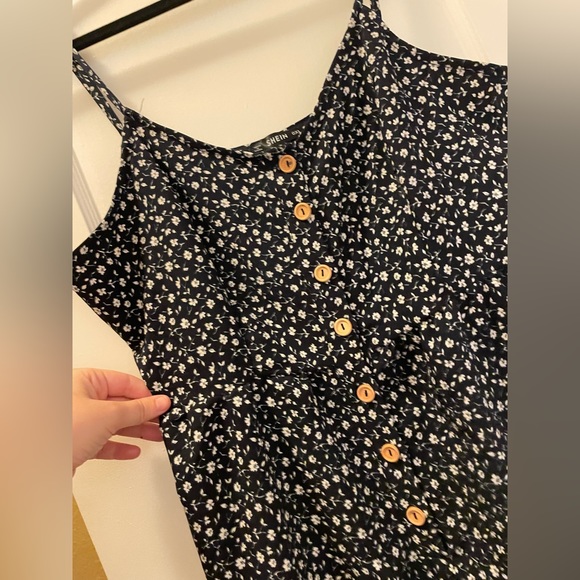 SHIEN 1XL Black White Floral Ditsy Romper Dress / Excellent Condition 🖤🤍 - Picture 5 of 5